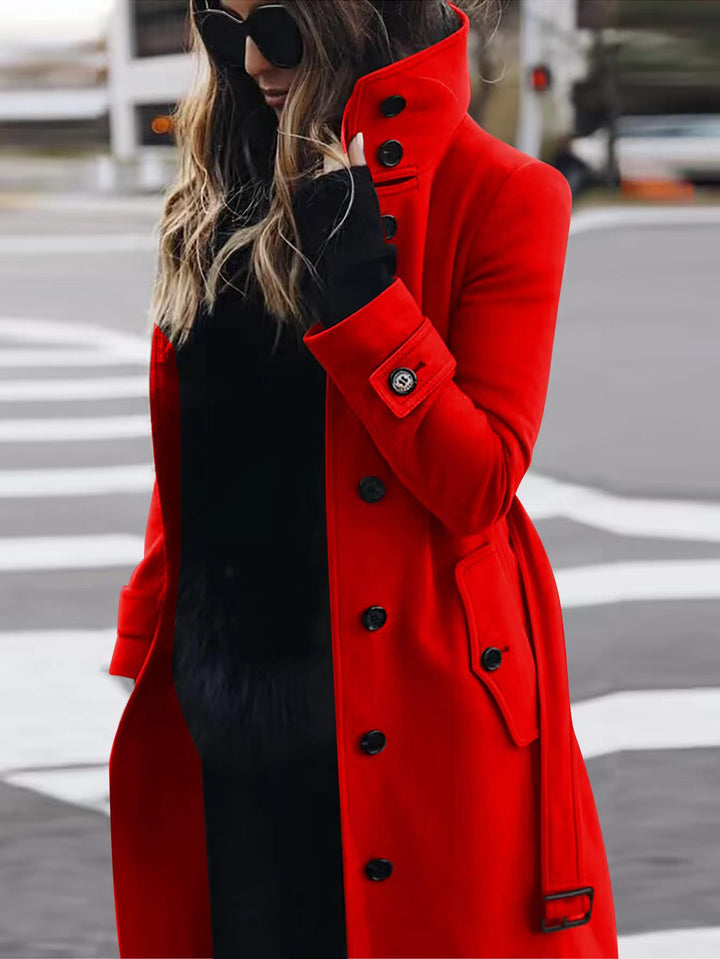 Damen Doppelreihiger Trenchcoat mit hohem Stehkragen, Taillengürtel und Manschetten-Detail – Montévia