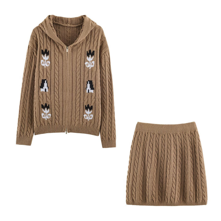 Damen Zweiteiliges Strick-Set mit Zipper-Kapuzenjacke und kurzem Zopfmuster-Rock Echoarchiv