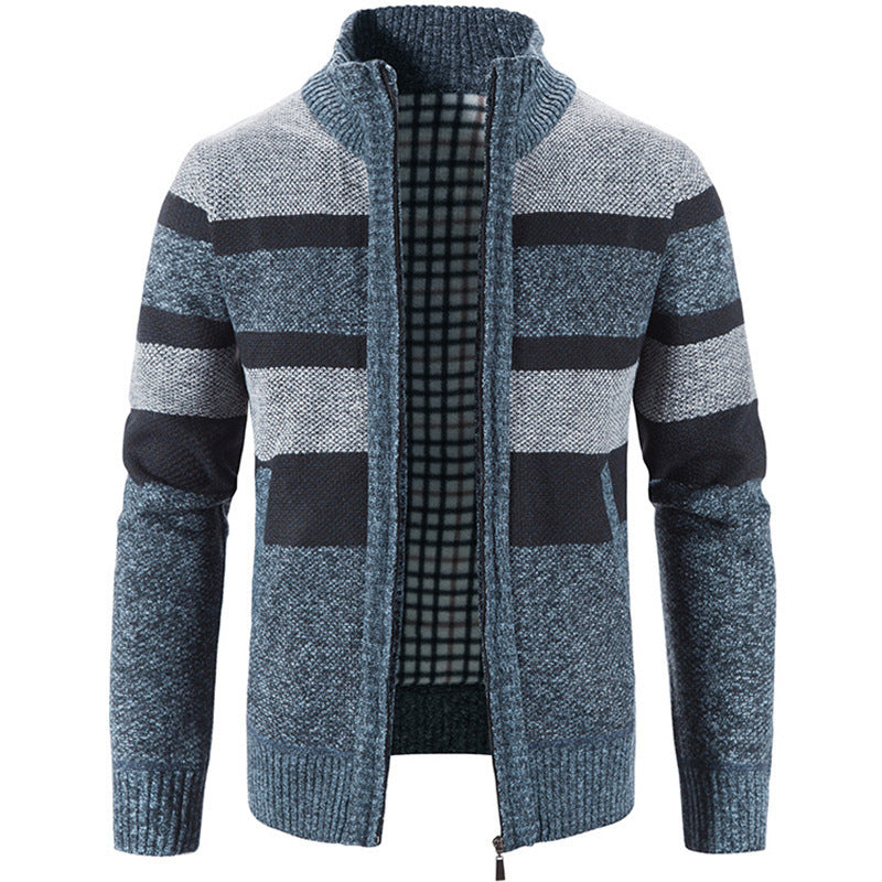 Herren Strickjacke mit hohem Kragen und kontrastierenden Mustern Echoarchiv