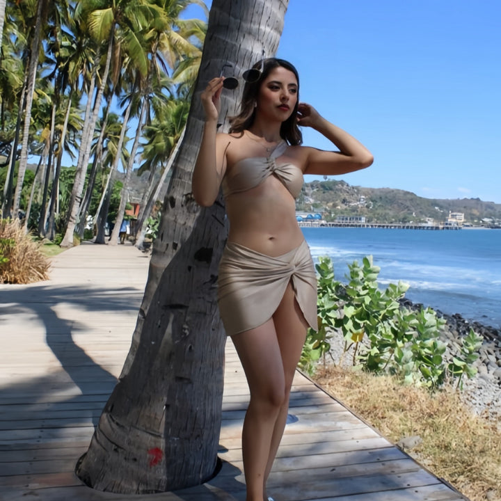 Damen Bandeau-Bikini mit innovativem Wickeldesign Echo Archiv