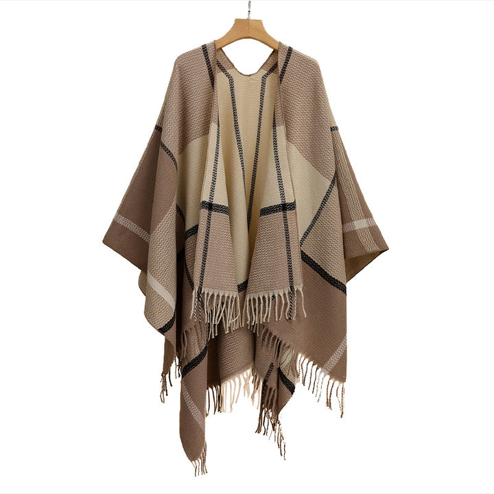 Damen Oversize-Capeponcho aus strukturierter Strickmischung mit V‑Ausschnitt, Karomuster und Fransen Echo Archiv