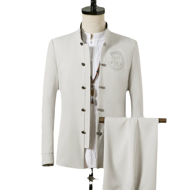 Herren nan asiatisch inspirierte Mandarinjacke mit Stehkragen, Knotenknopfleiste und tonalem Stick-Emblem Echo Archiv