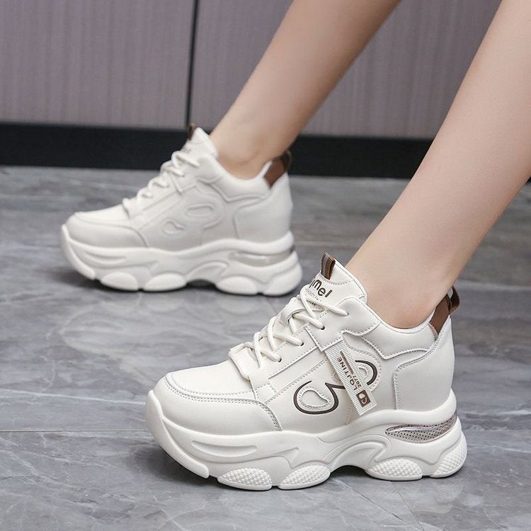 Damen Sportliche Chunky Sneakers mit atmungsaktiven Mesh-Einsätzen und robustem Design Echo Archiv