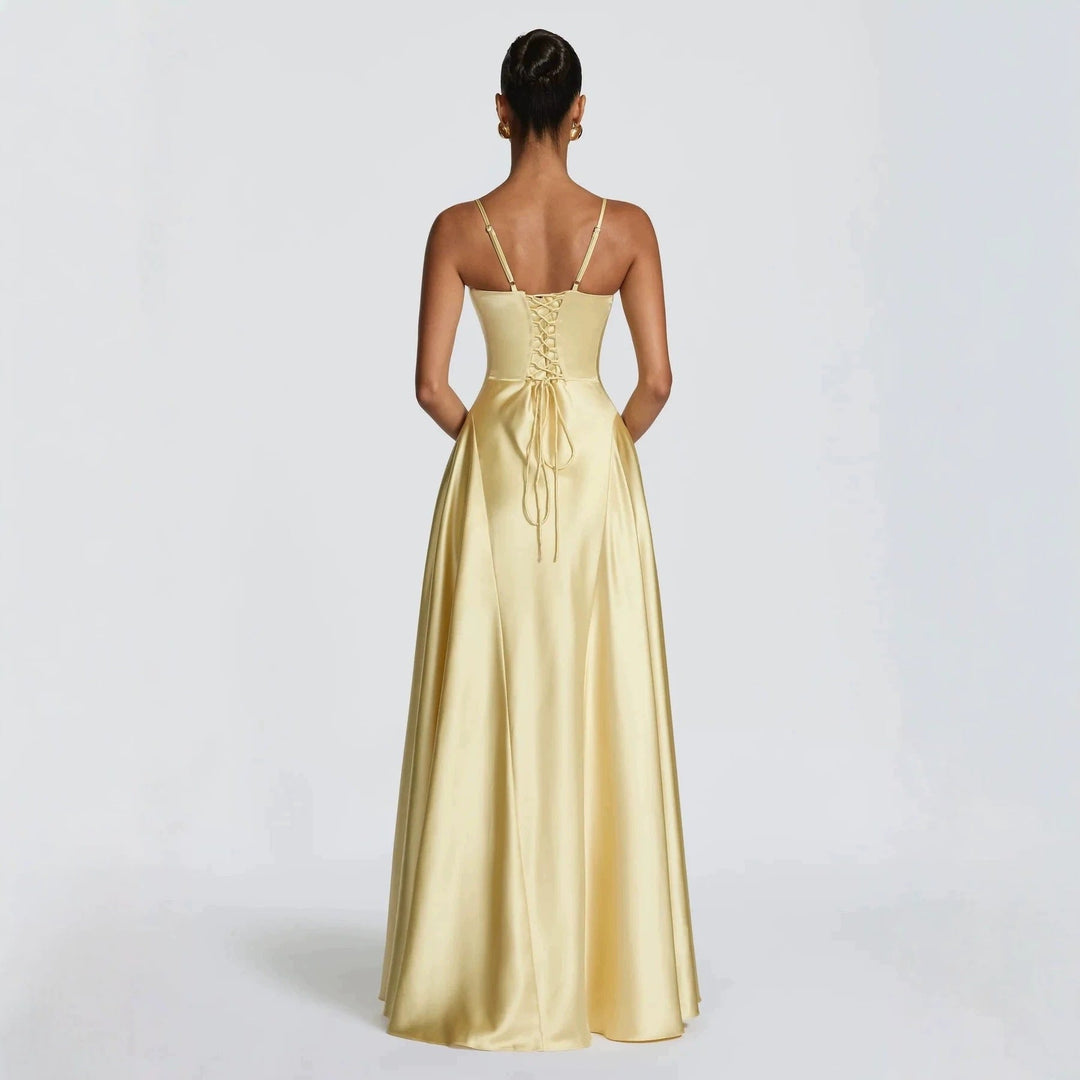 Damen elegantes Satin-Maxikleid mit raffinierten Spaghettiträgern Echoarchiv