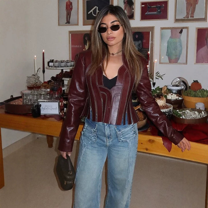 Damen Kurzer taillierter Blazer aus Lederimitat mit Korsett‑Partien Echoarchiv