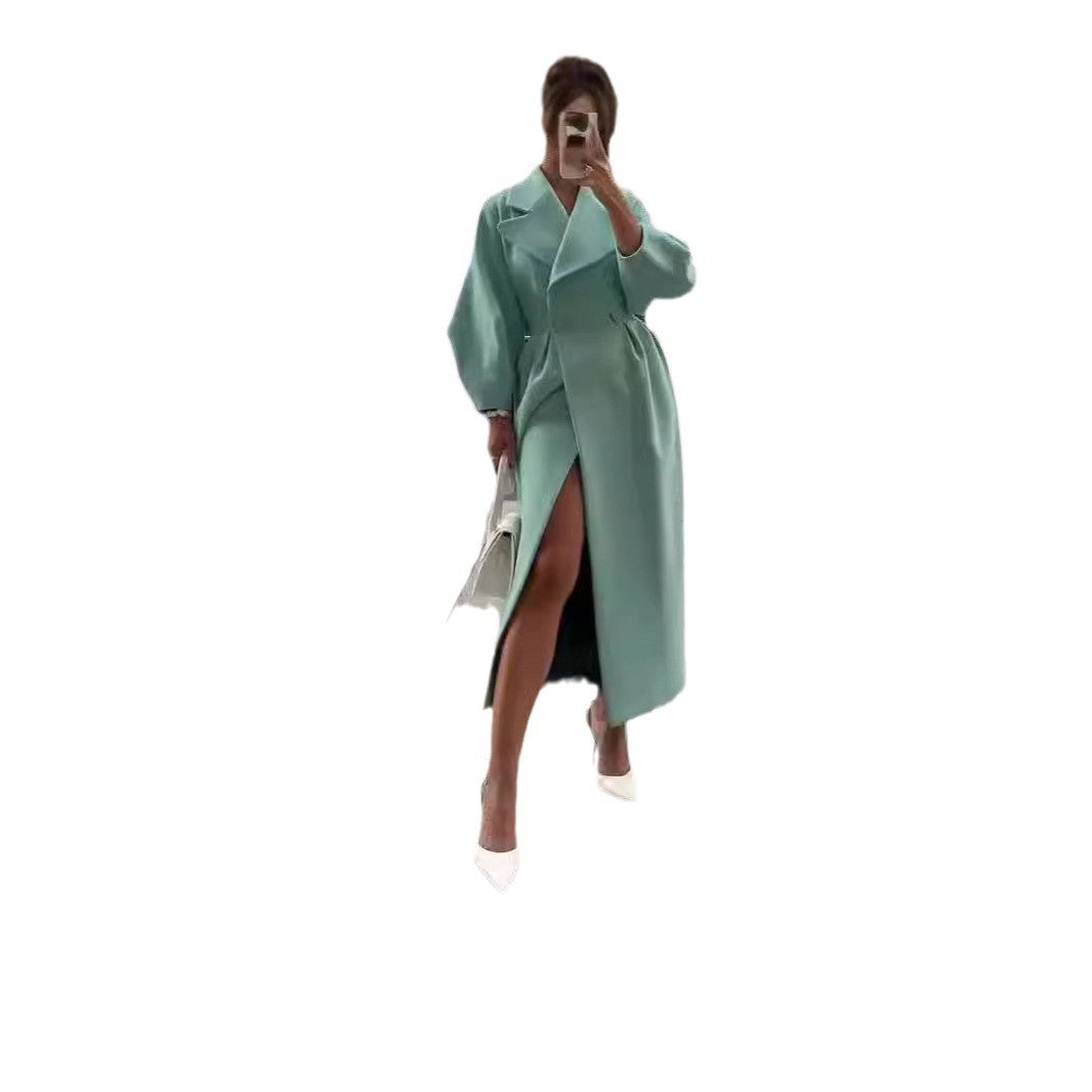 Damen nan taillierter Doppelreihiger Trenchcoat mit weitem Ärmel und hohem Beinschlitz Echo Archiv