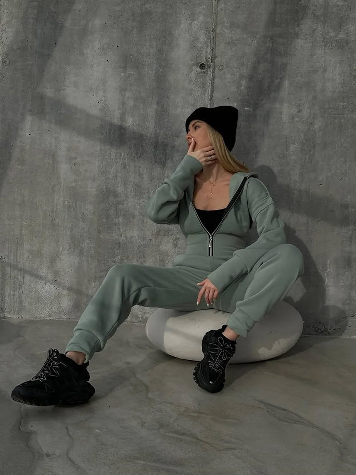 Damen Figurbetontes Kapuzen-Loungewear-Set mit tailliertem Zip-Hoodie und High-Waist Jogginghose – Avérine