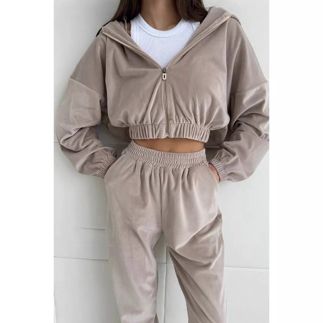 Damen luxuriöser Samt-Trainingsanzug mit geraffter Bomberjacke und High-Waist Jogginghose – Élanora