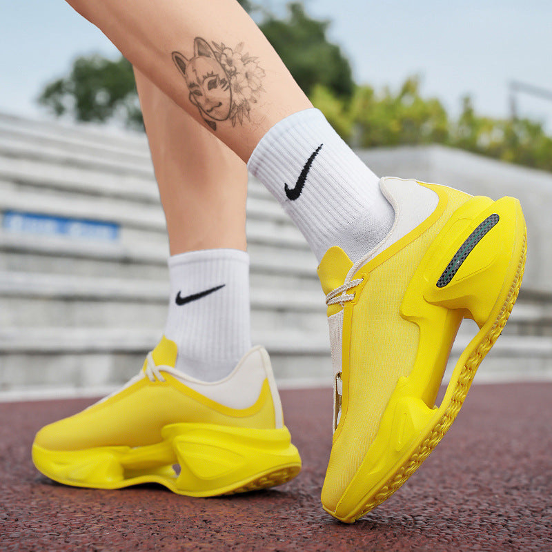 Herren moderne Sneaker mit skulpturierter Plateau-Performancesohle, nahtlosem Strickschaft und integrierter Fersenstütze – Norré
