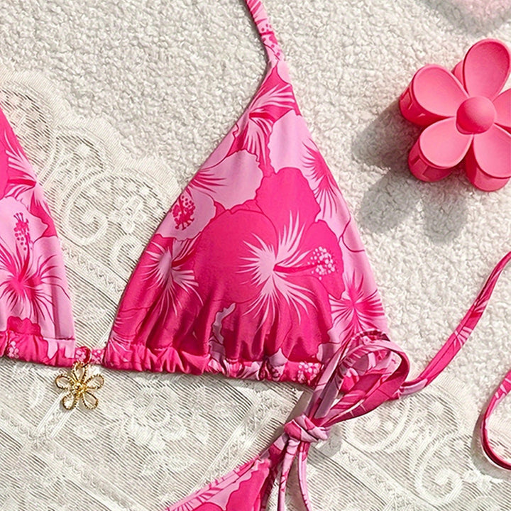 Damen Traumhafter Triangel-Bikini mit floralem Design und verspielten Schnürungen Echo Archiv