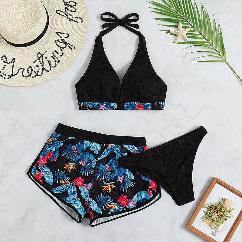 Damen Sportliches Bikini-Set mit hochgeschlossenem Oberteil und lässigen Shorts Echo Archiv