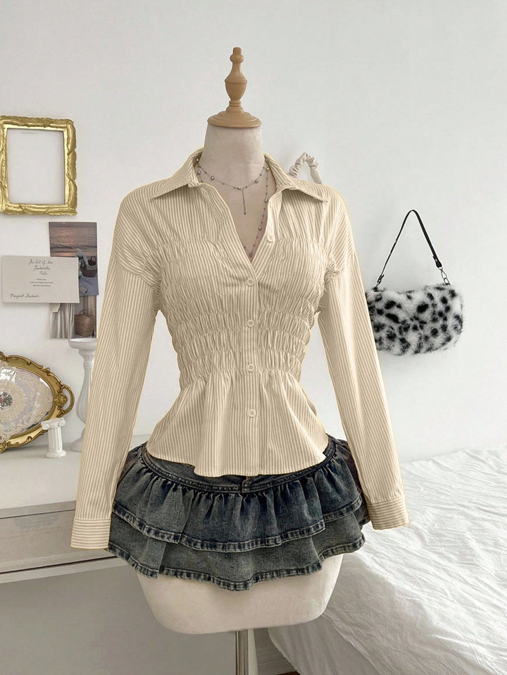 Damen nan taillierte Hemdbluse mit geraffter Brustpartie und Schößchen Echo Archiv