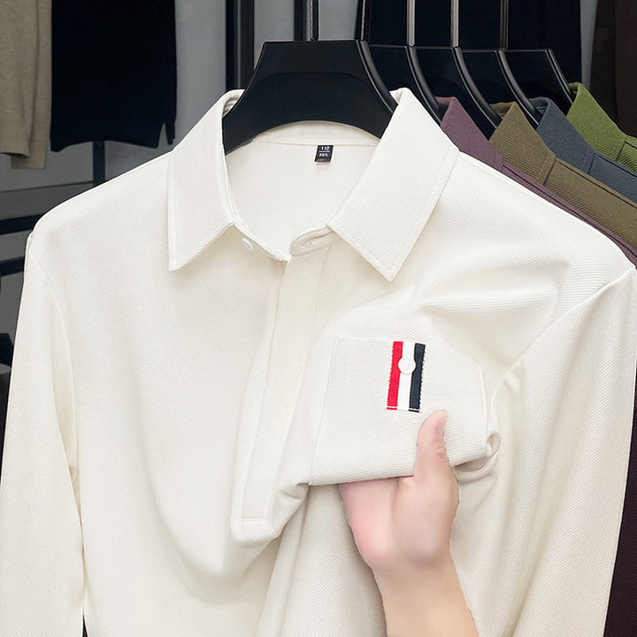 Herren modernes Langarm Polohemd mit strukturiertem Design und praktischer Brusttasche Echoarchiv