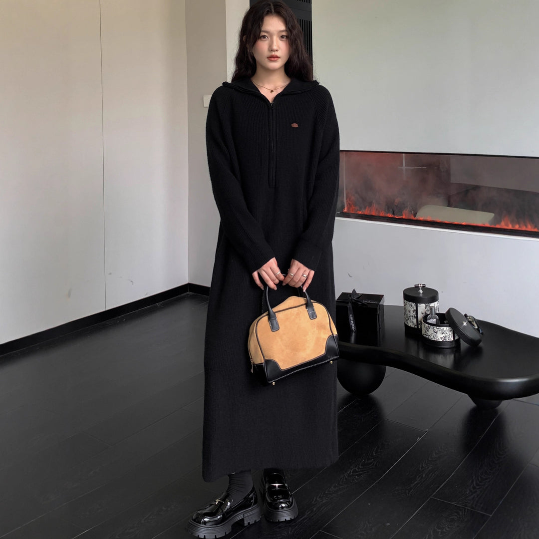 Damen Geripptes Kapuzen-Strickmaxikleid mit halbem Reißverschluss und weitem Fall Echoarchiv