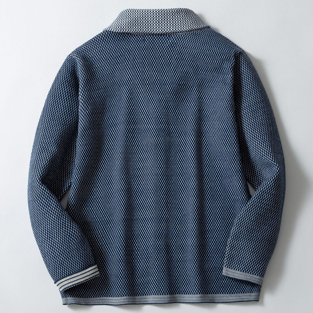Herren Strickjacke mit eleganten Knopfdetails und breitem Schalkragen Echoarchiv