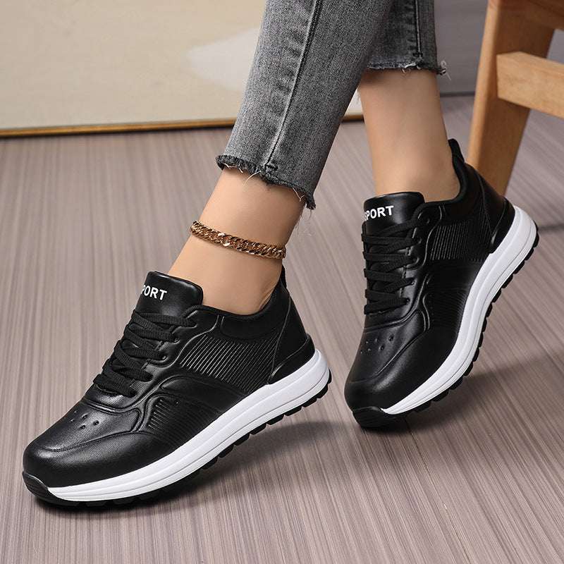 Damen Freizeit-Plateau-Sneaker mit stoßdämpfender Memory-Zwischensohle und Lederoptik Echoarchiv