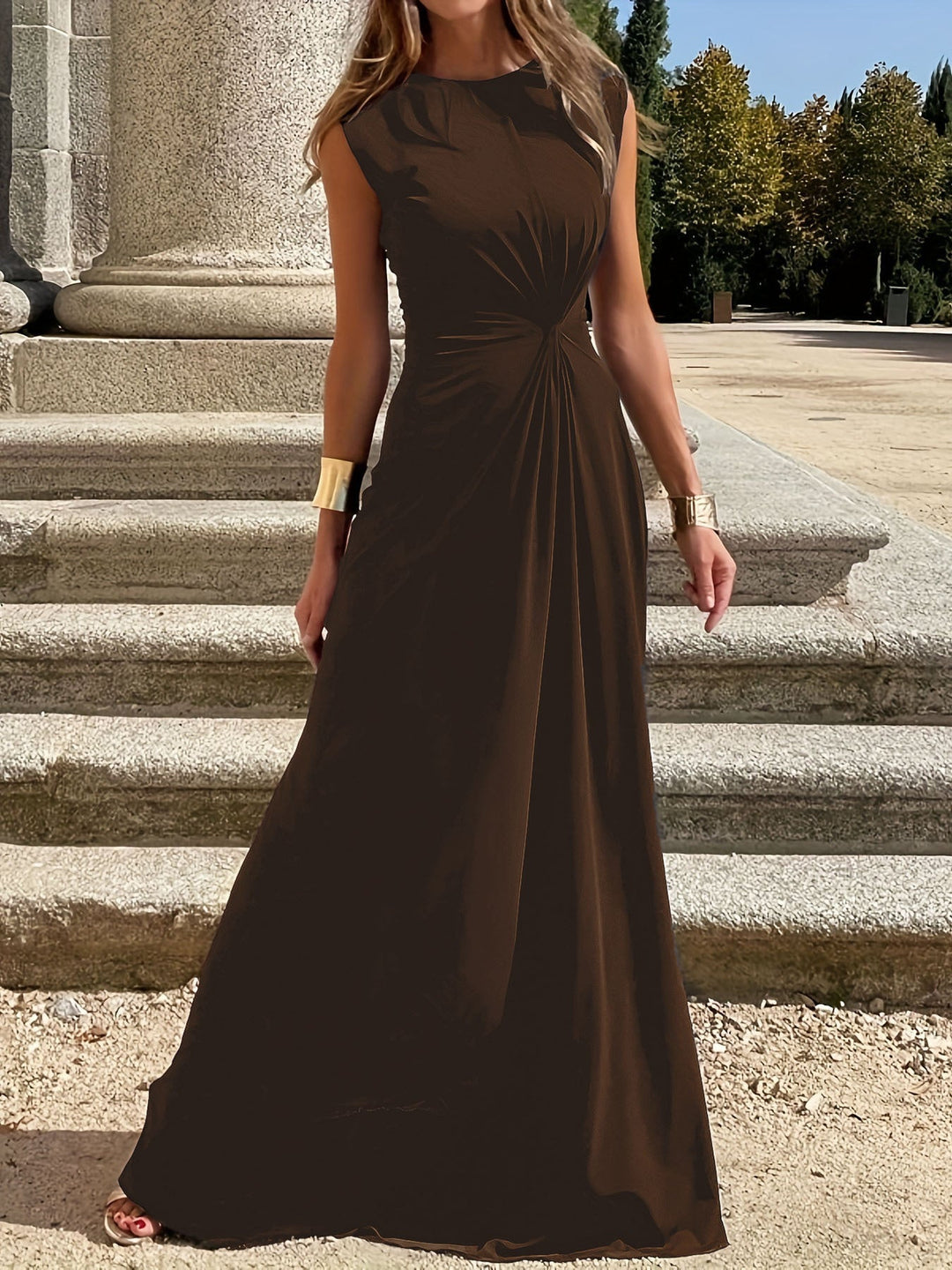 Damen Elegantes Maxikleid mit Raffungen und Rundhalsausschnitt Echoarchiv