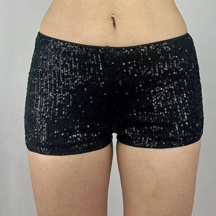 Damen figurbetonte Kunstleder-Shorts mit dekorativen Nieten und seitlichen Taschen Echo Archiv
