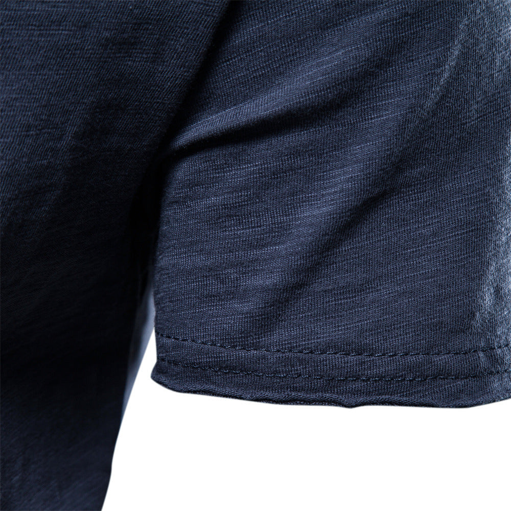 Herren nan leichtes Baumwollshirt mit Rundhalsausschnitt und schlanker Passform Echoarchiv