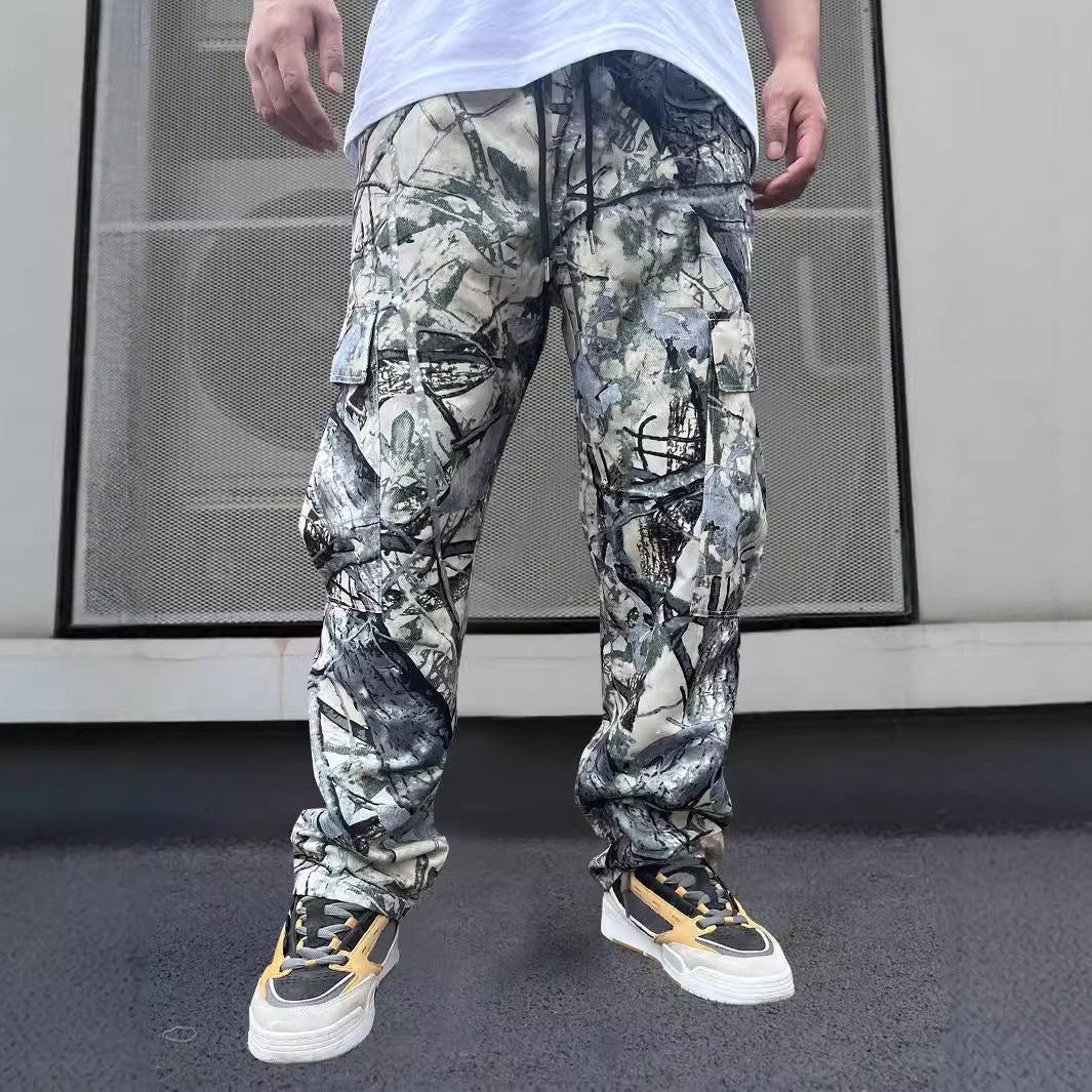 Herren Cargo-Hose im modernen Camouflage-Design mit elastischem Bund und mehreren Taschen Echoarchiv