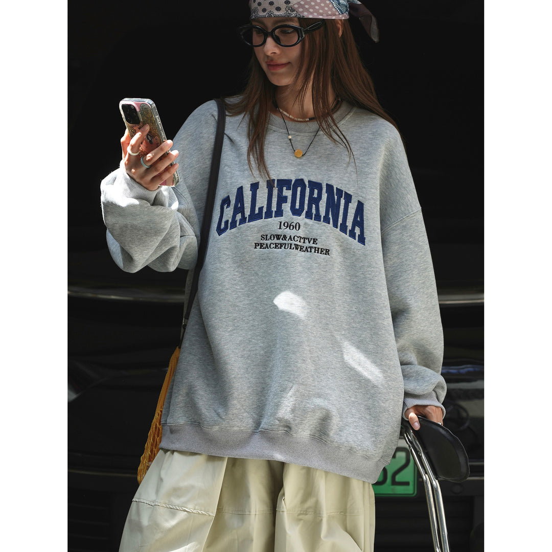 Damen Weites College‑Sweatshirt mit Rundhalsausschnitt und Statement-Print Echoarchiv