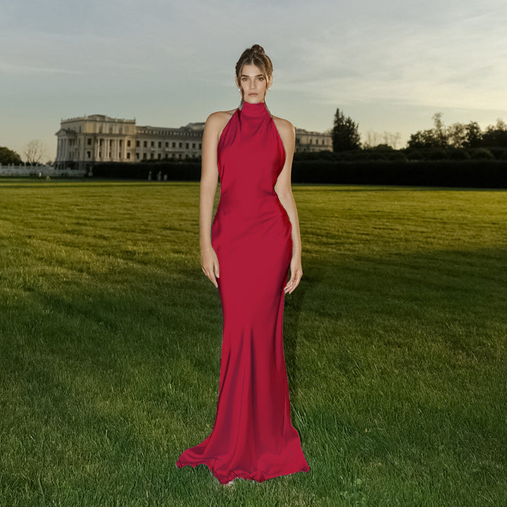 Damen elegantes Maxikleid mit hohem Kragen und figurbetontem Schnitt Echo Archiv