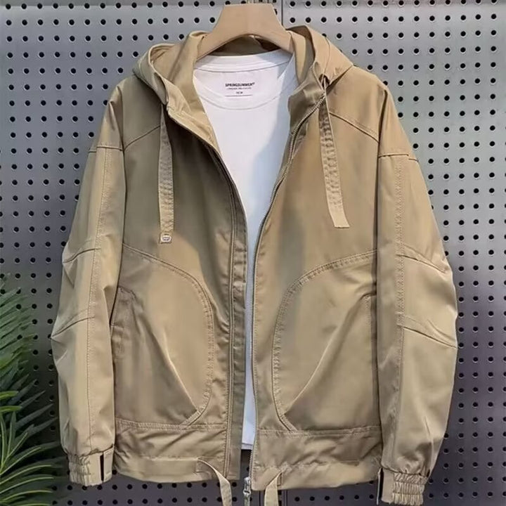 Herren Leichte Kapuzenjacke im Utility‑Stil mit Innenorganisation und Frontreißverschluss Echoarchiv