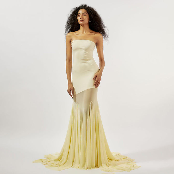 Damen Elegantes schulterfreies Maxikleid mit schimmerndem Stoff und voluminösem Rock Echo Archiv