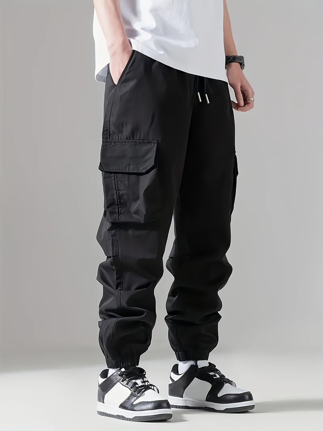 Herren Cargo-Jogginghose mit Kordelzug, Mehrfachtaschen & elastischen Bündchen Echoarchiv