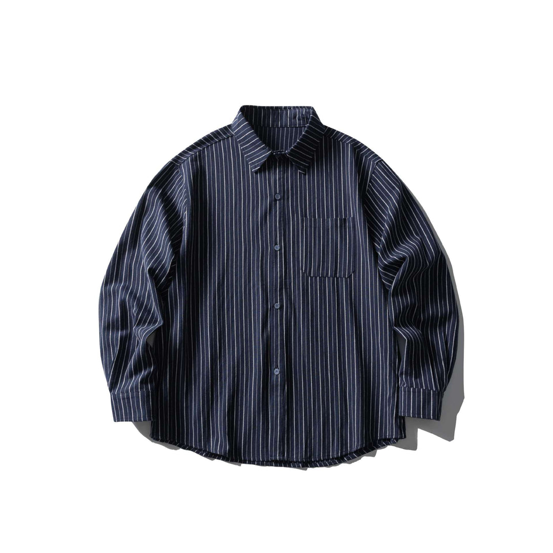 Unisex Oversize Longline-Hemd mit Nadelstreifen und Brusttasche Echoarchiv