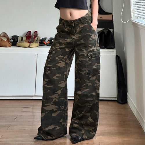 Damen nan weite Cargo-Hose mit Camouflage-Print, hoher Taille und mehreren aufgesetzten Beintaschen Echo Archiv