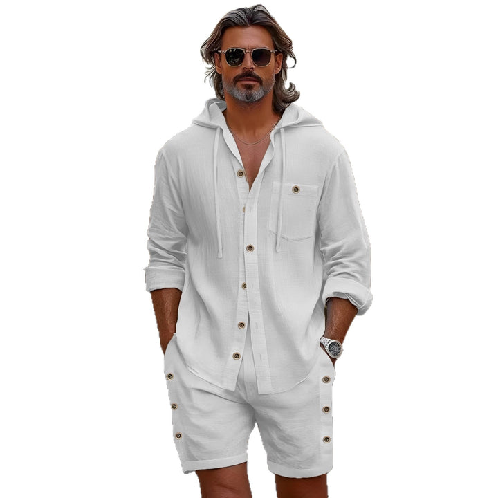Herren modernes Freizeit-Outfit mit Kapuze und Shorts Echoarchiv