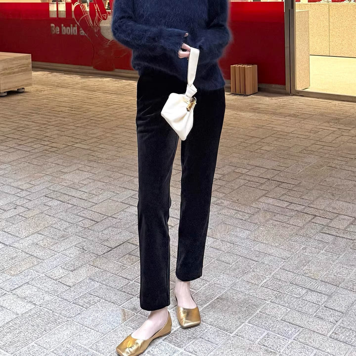 Damen Samt-Hose mit geradem Bein und hoher Taille Echo Archiv