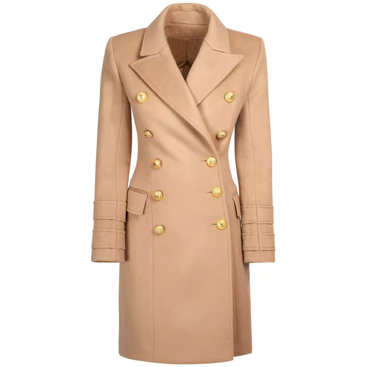Damen Kurzmantel im Blazerkleid‑Stil mit strukturierter Taillierung und goldenen Zierknöpfen Echoarchiv