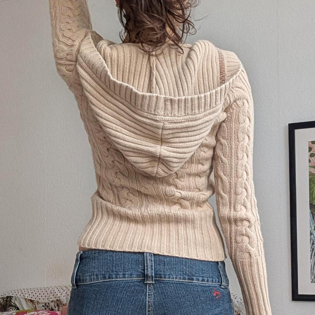 Damen Feinstrick-Pullover mit Zopfstrick, V‑Kragen mit Knopfleiste und breitem Rippbund Echo Archiv