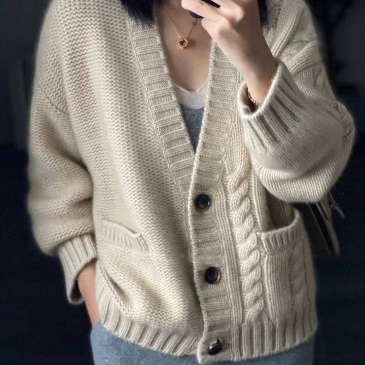 Damen Oversized Strickcardigan mit Zopfdetail, Eingrifftaschen und Knopfleiste Echoarchiv