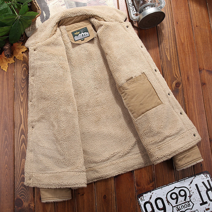 Herren Robuste Canvas-Truckerjacke mit vollem Sherpa-Innenfutter und verdeckter Druckknopfleiste Echo Archiv
