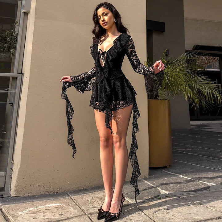 Damen Spitzenkleid mit voluminösen Rüschen Echo Archiv