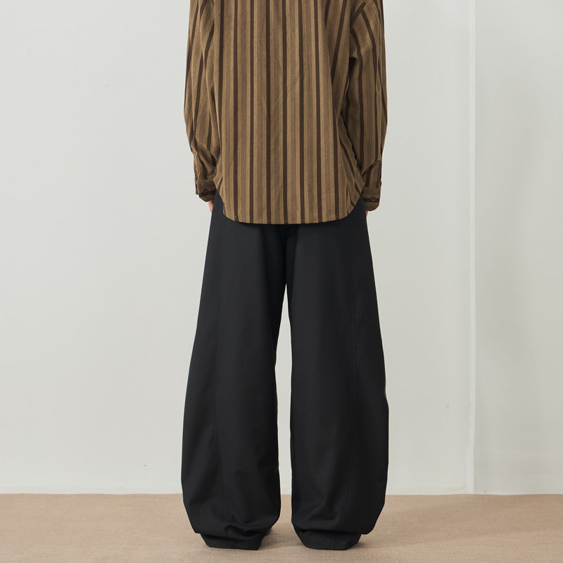 Herren Bodentiefe Oversize-Twillhose mit extra weitem Bein und cleanem Minimaldesign Echo Archiv