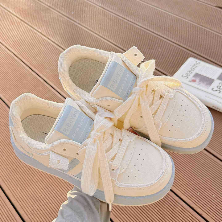 Damen Sportliche Sneakers mit modernen Akzenten und komfortabler Dämpfung Echo Archiv
