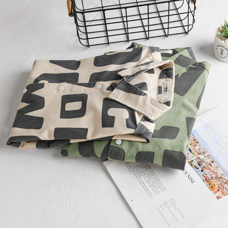 Herren Baumwoll-Overshirt mit Allover-Lettering-Print, Relaxed-Fit und Kentkragen Echoarchiv