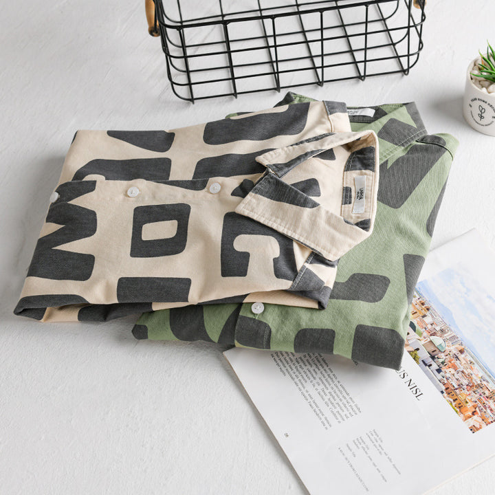 Herren Baumwoll-Overshirt mit Allover-Lettering-Print, Relaxed-Fit und Kentkragen Echoarchiv