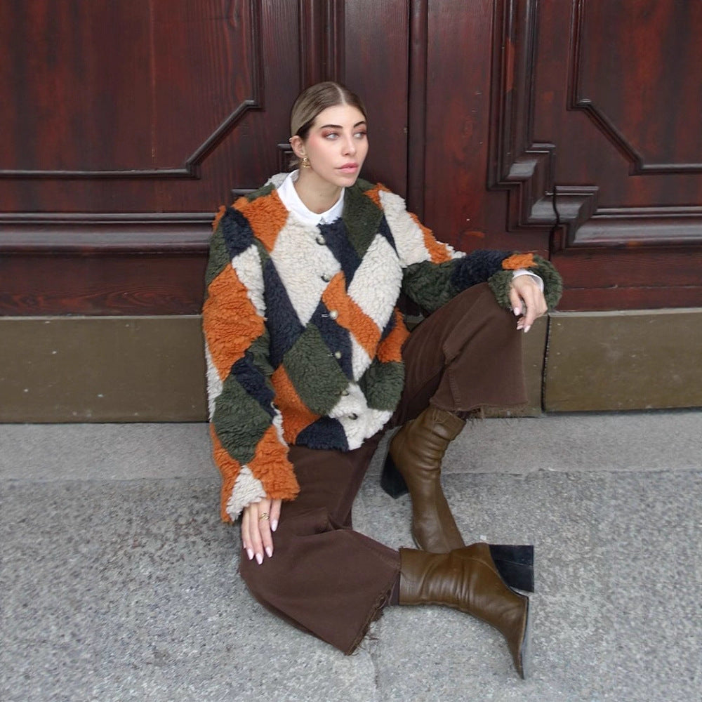 Damen Kurz geschnittene Patchwork‑Teddyjacke mit strukturierter Schlingenfaser und Druckknopfleiste Echoarchiv