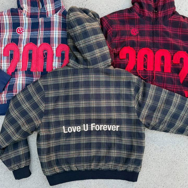 Unisex nan karierter Kapuzenpullover mit fransiger Jahreszahl-Applikation und Rippbündchen Echo Archiv
