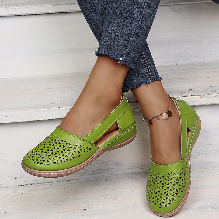 Damen  perforierte Slipper-Pumps mit seitlichen Cut-Outs elastischem Fersenband und dämpfender Komfortsohle Echo Archiv