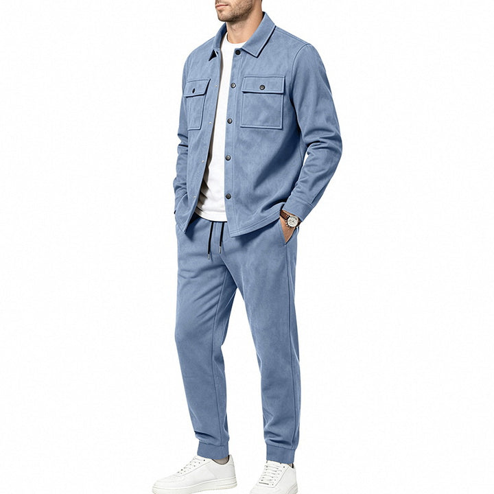 Herren nan Velours-Lounge-Set mit Overshirt, aufgesetzten Brusttaschen und tapered Jogginghose Echo Archiv