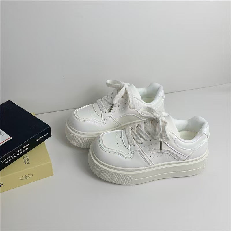 Damen Platform Sneakers mit modischem Design und dämpfender Sohle Echo Archiv