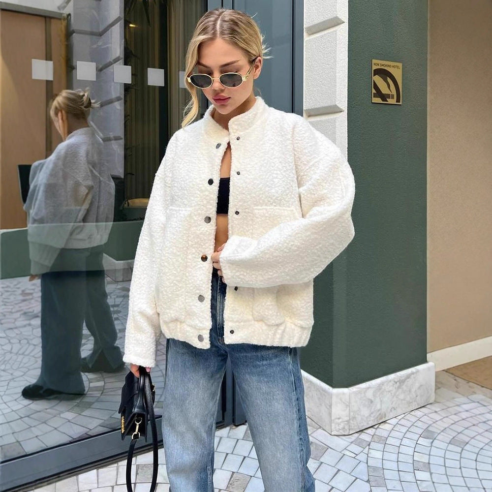 Damen Teddy-Fleece Bomberjacke im Boxy-Cut mit Druckknopfverschluss und aufgesetzten Taschen Echoarchiv