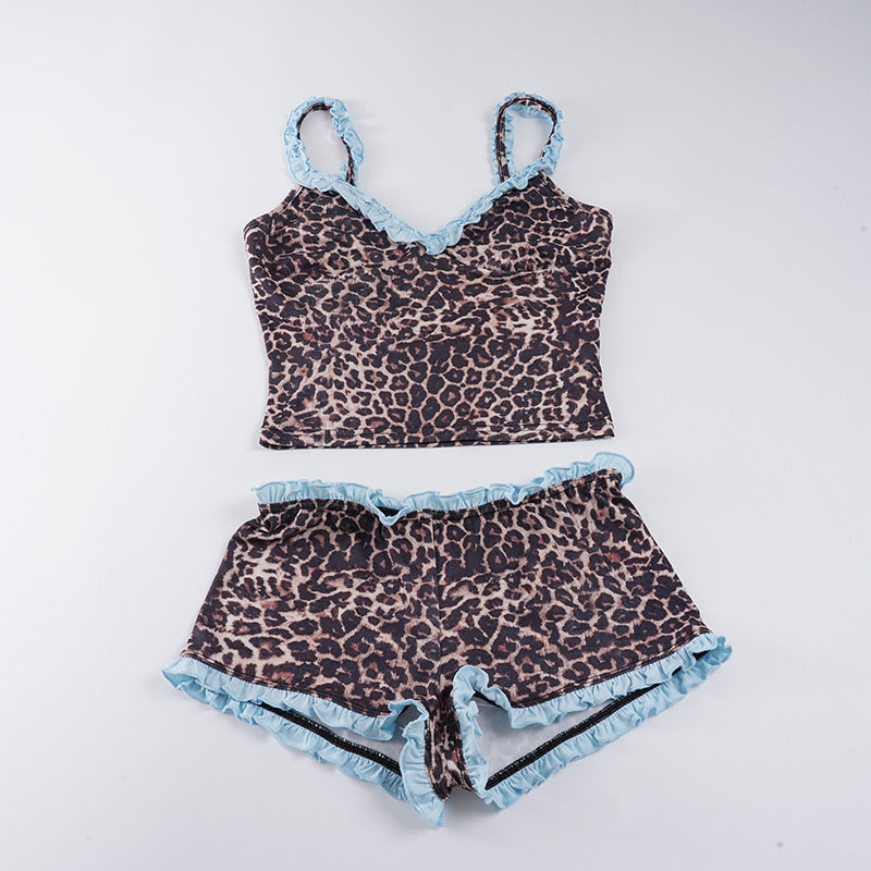 Damen Pyjama-Set mit verspieltem Leopardenmuster und Rüschendetails Echo Archiv
