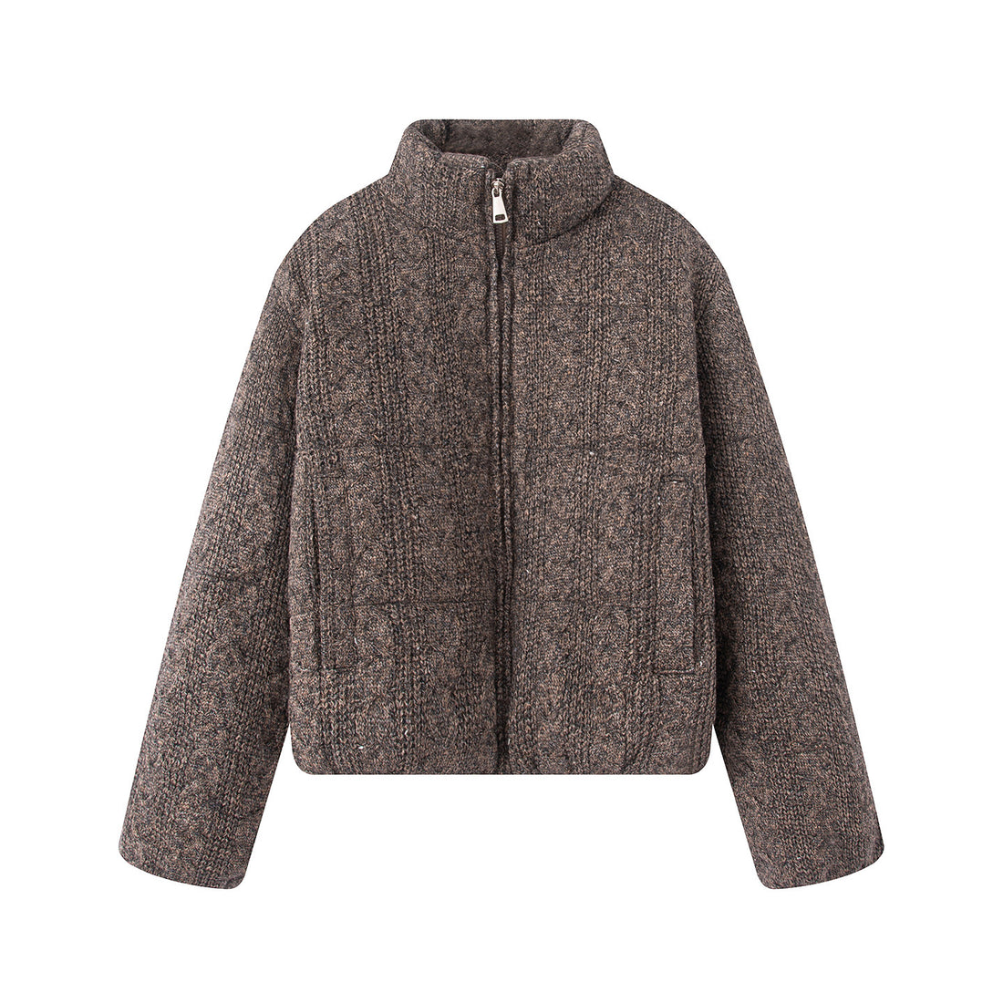 Damen gesteppte Strickoptik-Steppjacke mit Zopfmuster, Stehkragen und Eingrifftaschen – Célinea